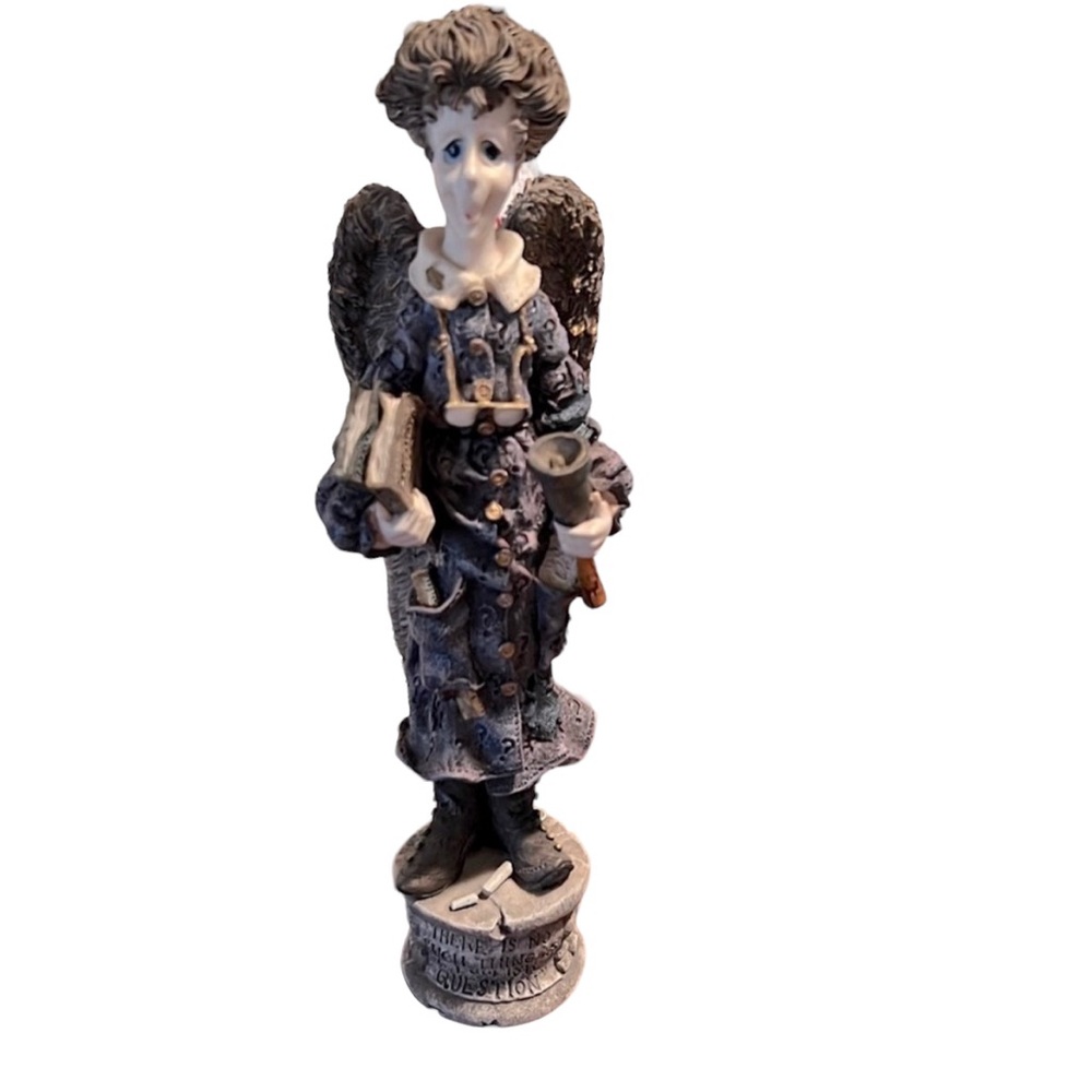 Boyd’s  Bears Ms. Patience figurine